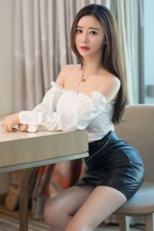 欧美焦糖色西服街拍女_蓝光免费电视剧